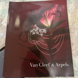 Van Cleef & Arpels 2005 Jewelry Catalog 67 Pages STORE CATALOG